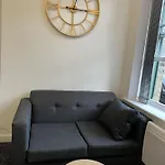 Bv Comfy Budget Studio At Quebec Street Bradford